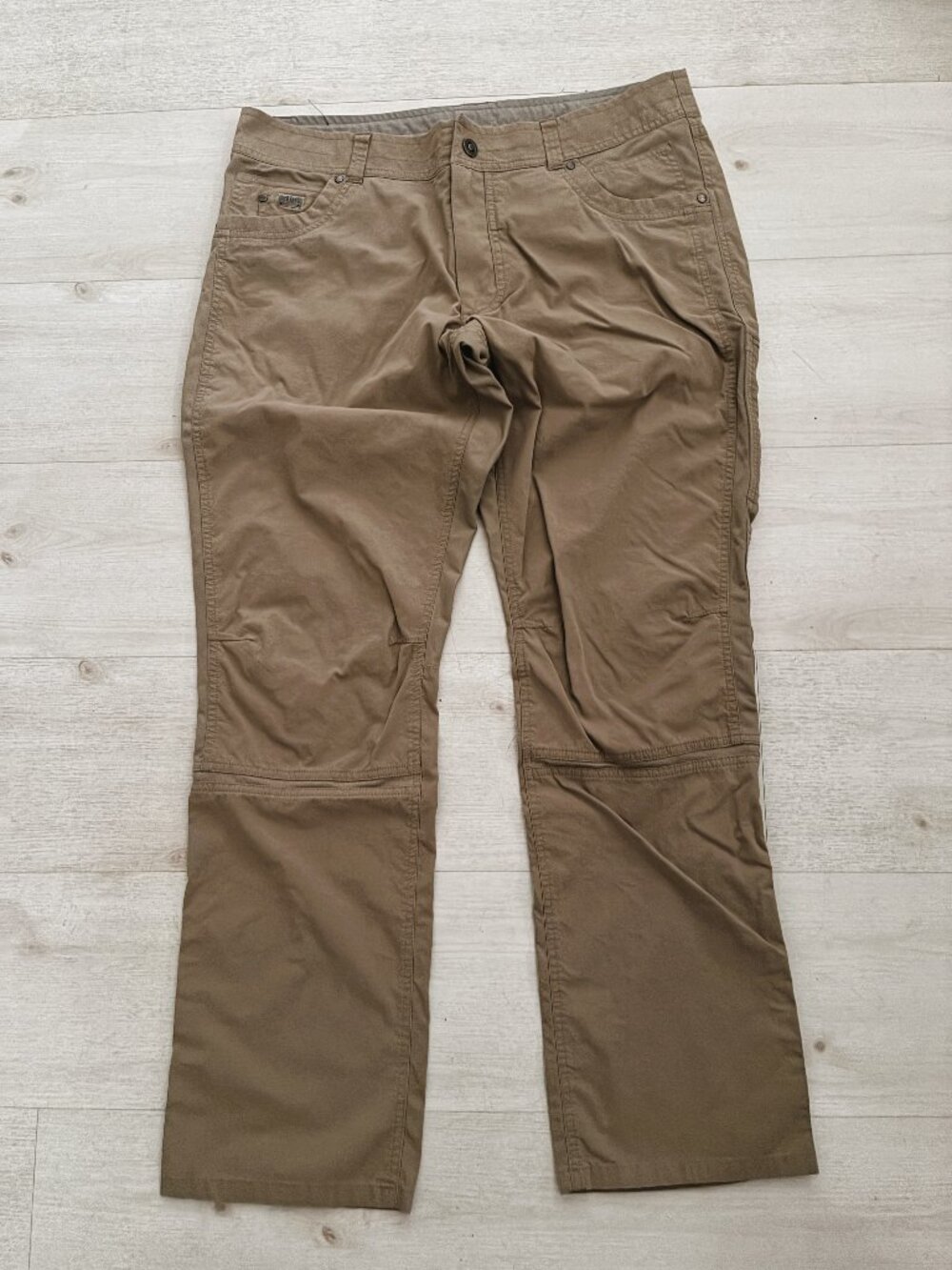 KUHL Radikl Hiking Pants Men's 5109 Tan Khaki Trail Outdoor Gorpcore Size 38/32